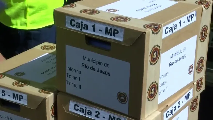 La Contraloría entrega auditorías de Juntas Comunales y Municipios al Ministerio Público