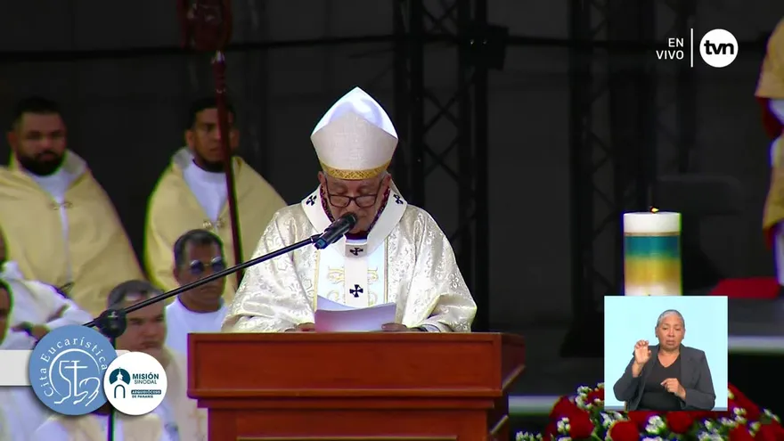 Monseñor Ulloa en la  Cita Eucarística  se refiere a la niñez que vive en pobreza en Panamá