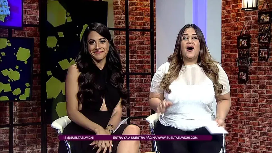 Demphra duerme con lentes de contacto