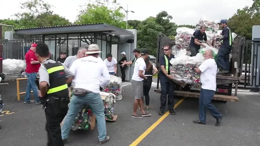 Costa Rica recolecta 25 toneladas de plástico