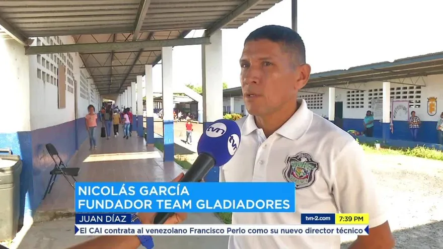 Preparan a niños para ser atletas en Juan Díaz