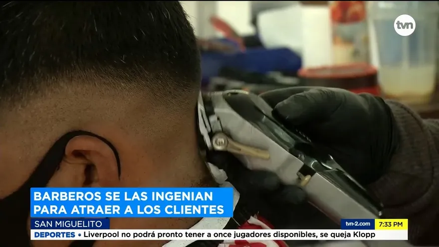 Baja clientela en las barberías