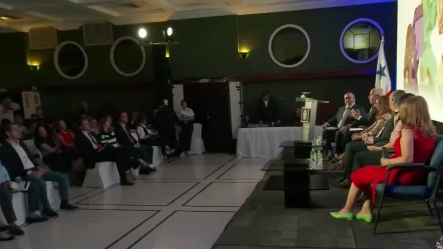 Foro Agenda País sobre salud