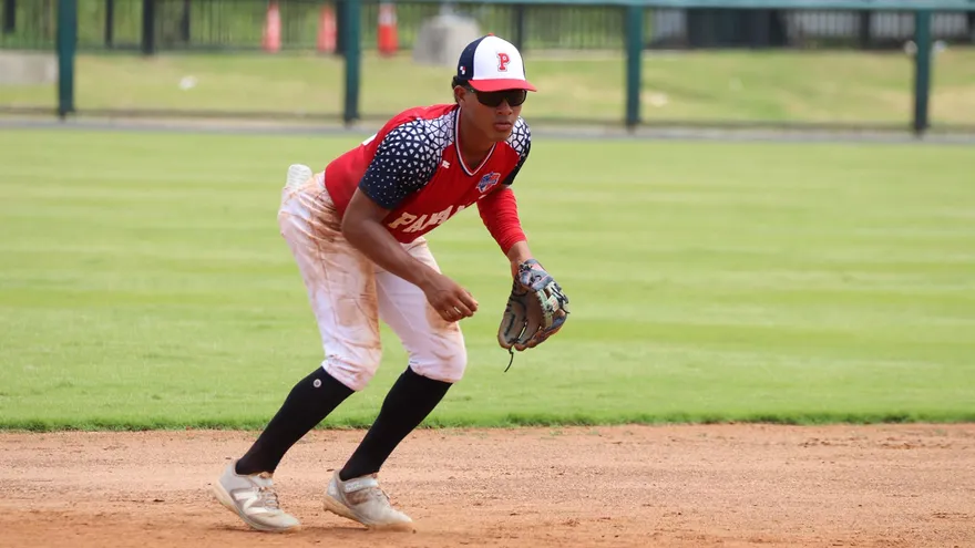 Pelotero de la Preselección de Béisbol U18 de Panamá