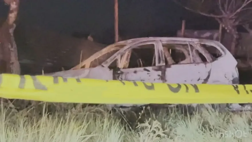 Sin identificar víctima encontrada en auto incendiado en Panamá Este