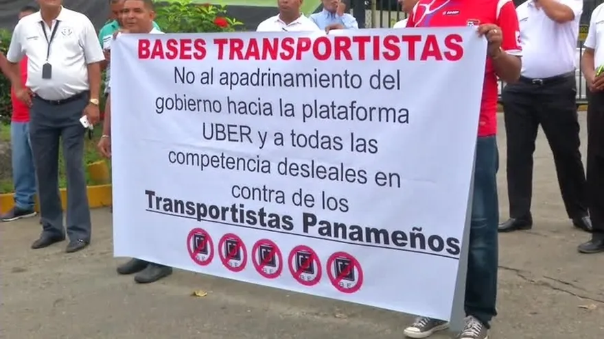 Gobierno estudia sanciones a Uber