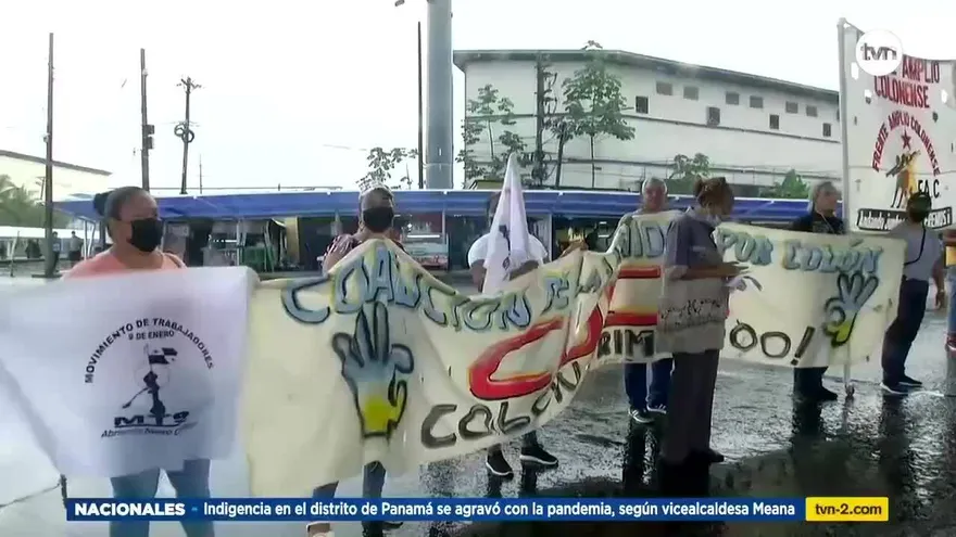 Cierre de calles y aumentos de pasajes afectan a miles de personas