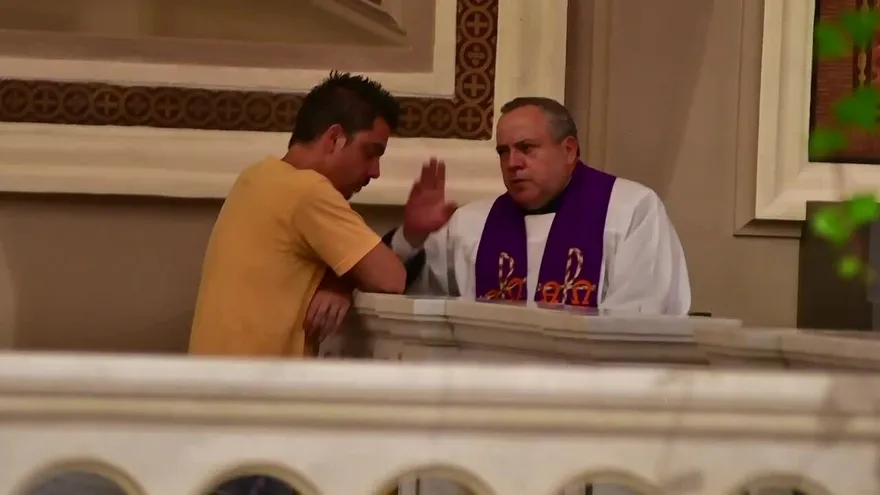 Costa Rica discute levantar el secreto de confesión para enfrentar abusos de menores