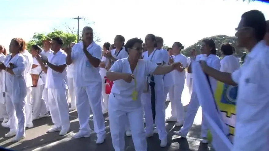 En azuero, técnicos cierran paso sobre el puente del río La Villa