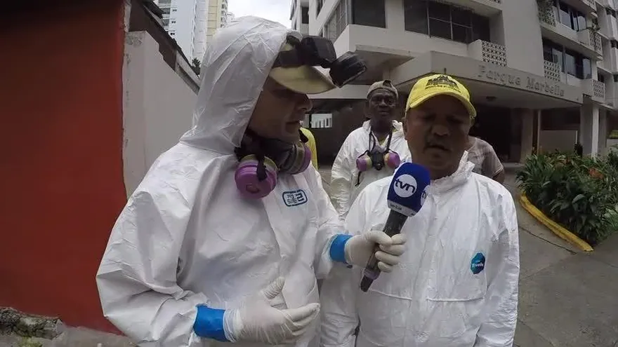 Drenan alcantarillas en Marbella