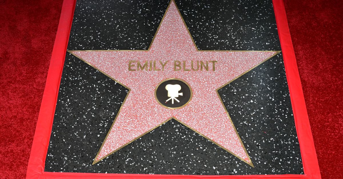 'El diablo viste a la moda 2': Emily Blunt y Stanley Tucci reciben estrellas en Hollywood