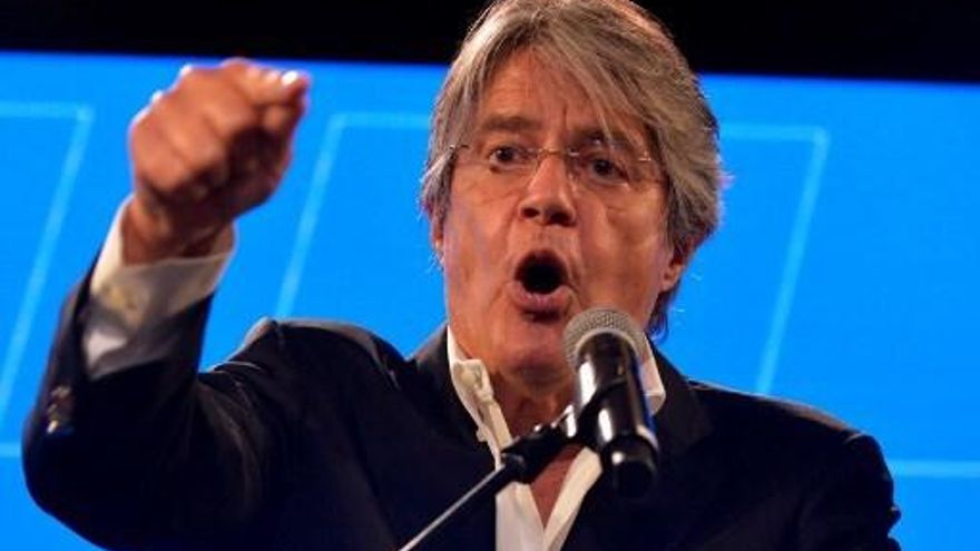 El exbanquero de derecha Guillermo Lasso
