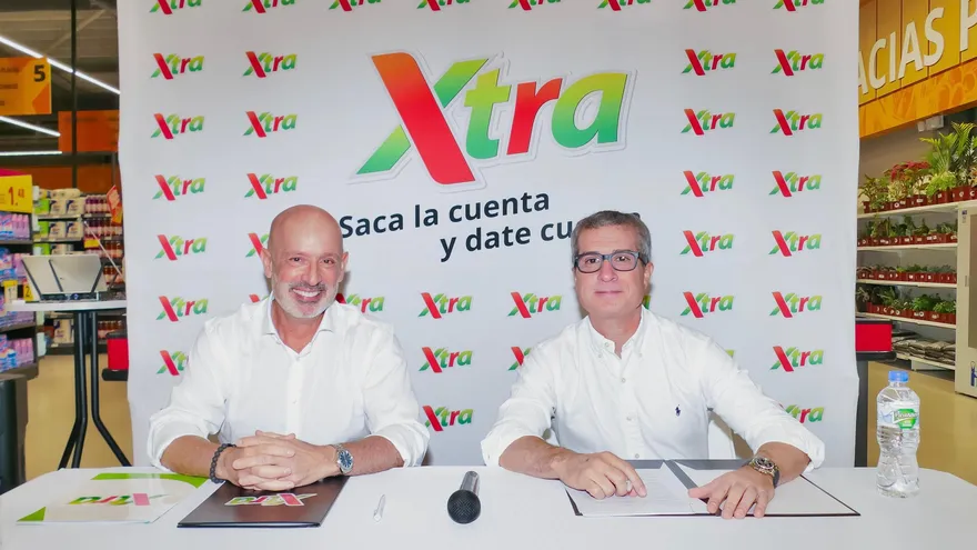 En esta primera fase se instalarán 2,136 paneles solares, que permitirán generar en su primer año más de 1.3 millones de kWh de energía limpia