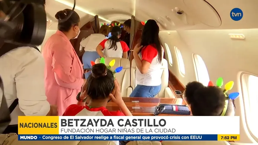 10 niñas a bordo del avión presidencial hicieron un sueño realidad