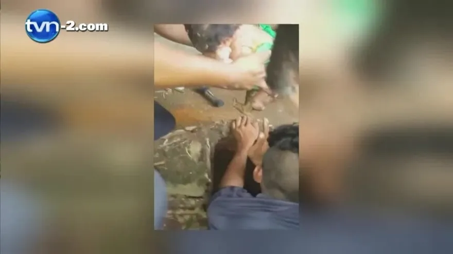 Detalles del rescate del bebé arrojado en letrina