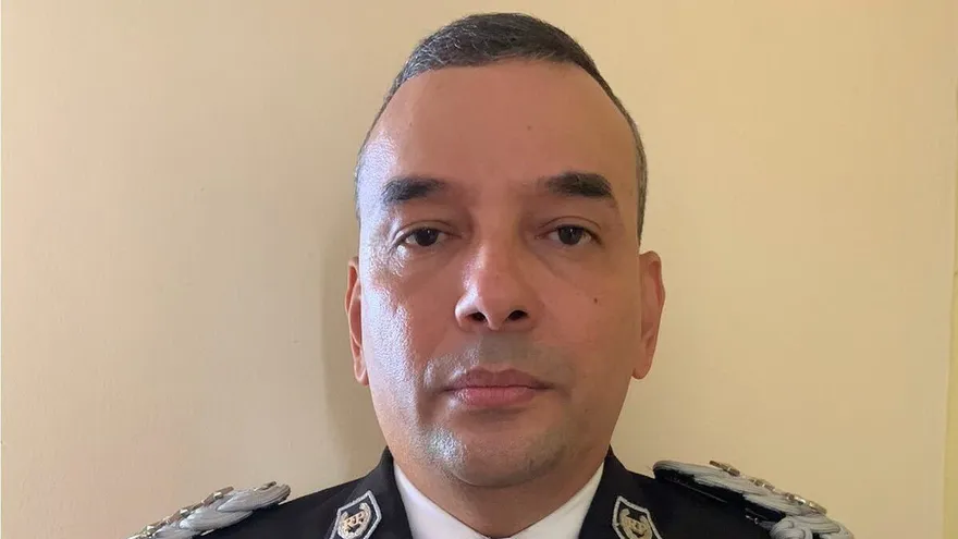 Cortizo designa al comisionado Gabriel Medina como nuevo director de la PN