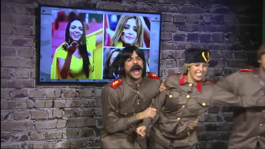 ¡Ajáaaaa! Los "camarrrradas" se dieron el lujos de ver a las mujeres hermosas del Mundial