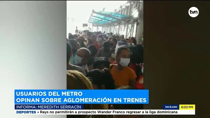 Usuarios del Metro envían imágenes de los trenes llenos