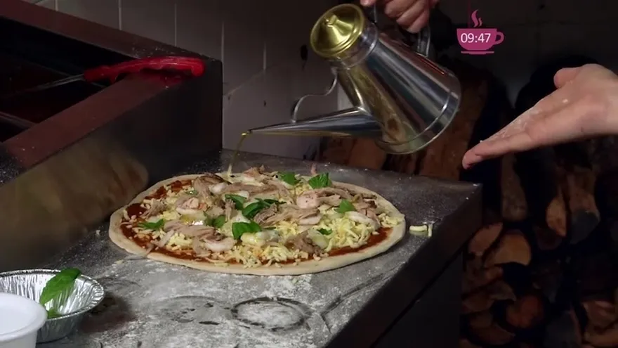 Tienes ganas de una deliciosa Pizza. Mira la opción que nos trae Karla