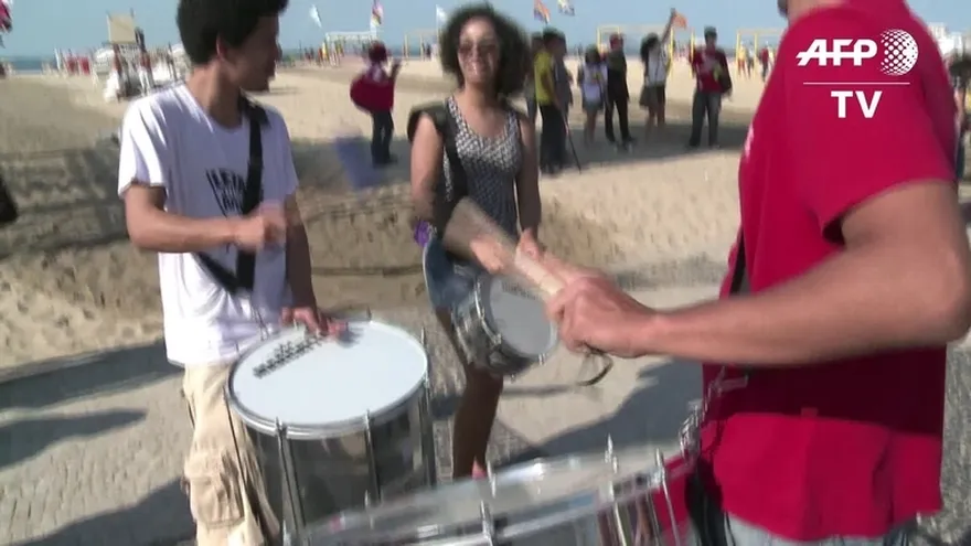 Protestan contra Temer en día inaugural de Rio-2016