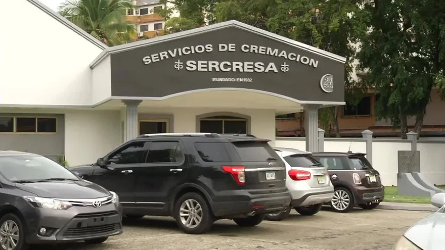 Despidan a Noriega en ceremonia privada