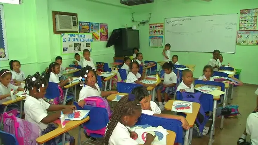 Estudiantes aún no reciben la merienda