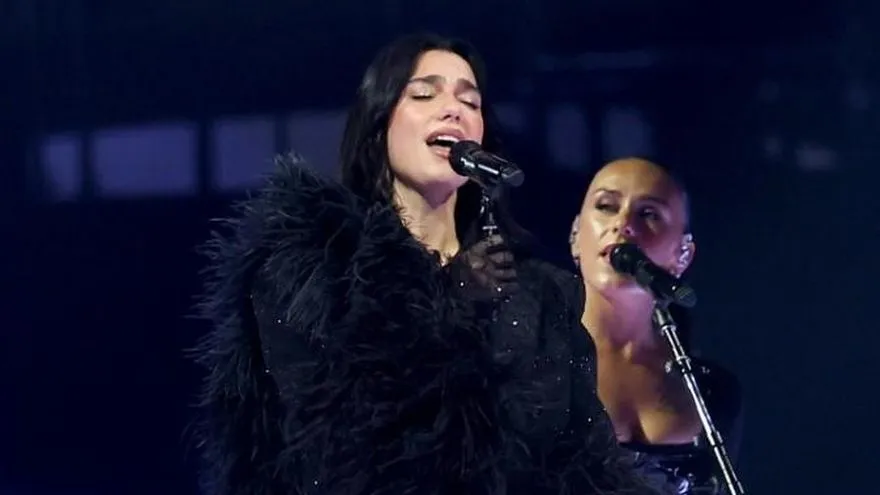 La cantante británica Dua Lipa.