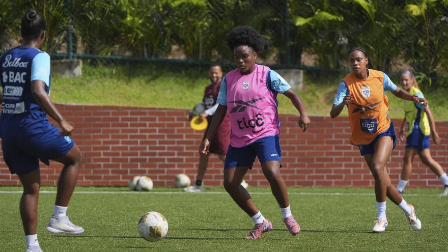 Entrenamiento de la selección femenina de Panamá