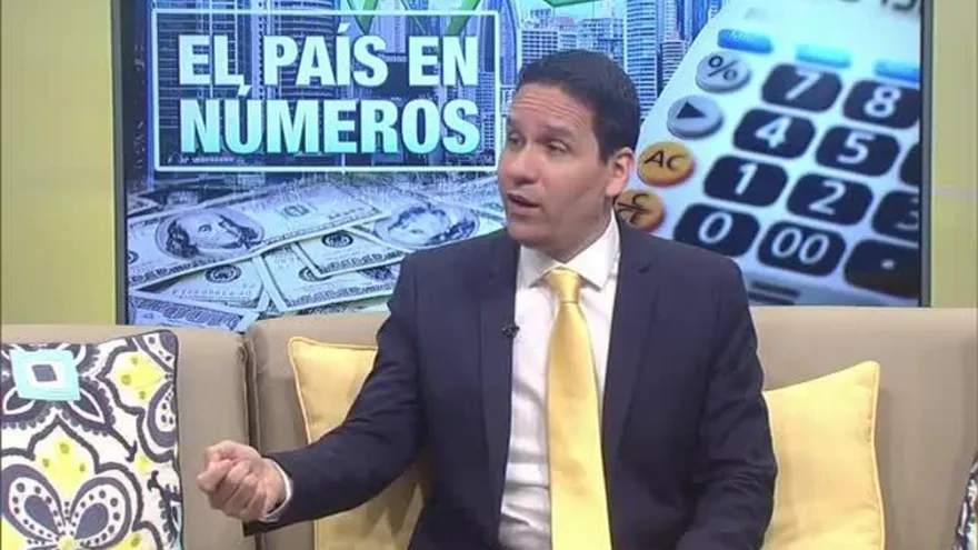 David Saied, Economista