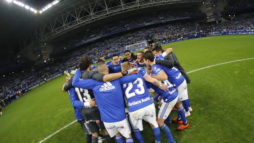 Edgar Yoel Bárcenas, evaluado con buena puntuación en el derbi de Asturias