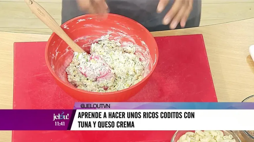Aprende a hacer unos coditos con tuna y queso crema