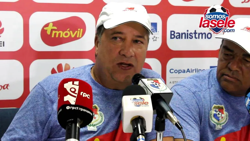 La conferencia de prensa con Bolillo Gómez parte 1