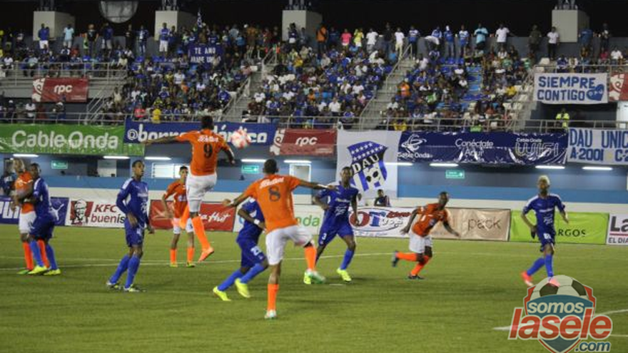 A rodar el balón en la Copa Cable Onda Satelital