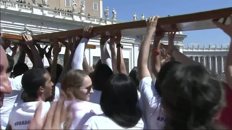 Noticiero AM 10 de abril del 2017 - Bloque 1