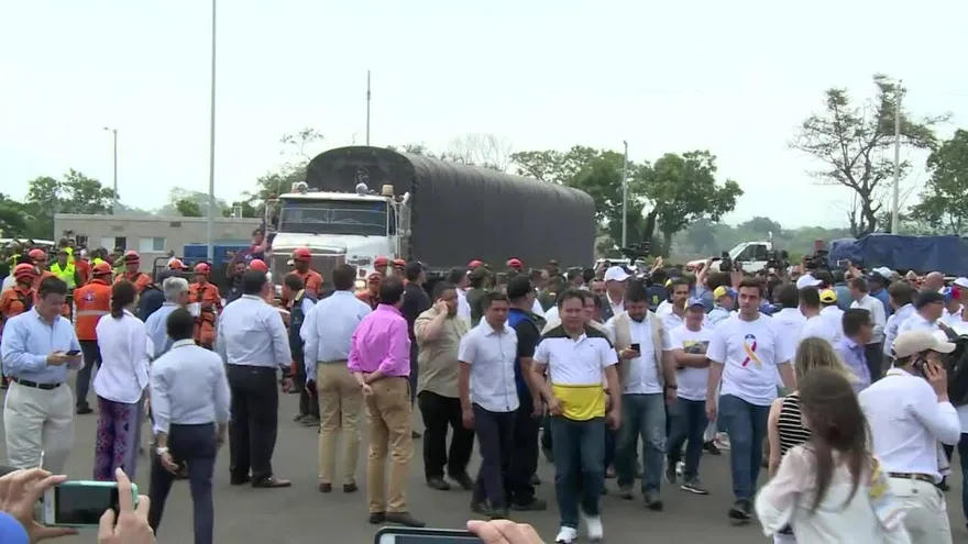 Maduro anuncia acuerdo con Cruz Roja para recibir ayuda humanita