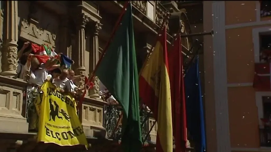 Gritan en Pamplona: ¡Viva San Fermín!