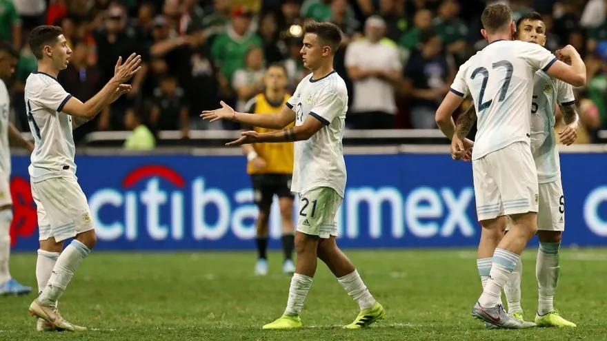 Argentina golea a México y acaba con la racha sin derrotas del 'Tata' Martino