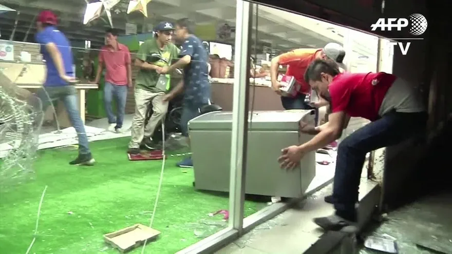 México: saqueos y protestas también afectaron Veracruz