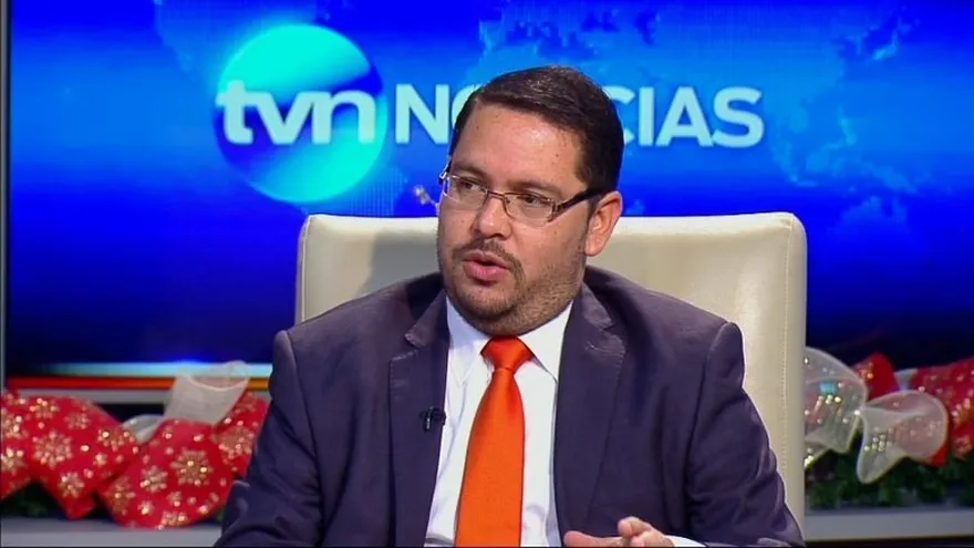 Director de la ATTT recomienda a conductores usar carriles invertidos