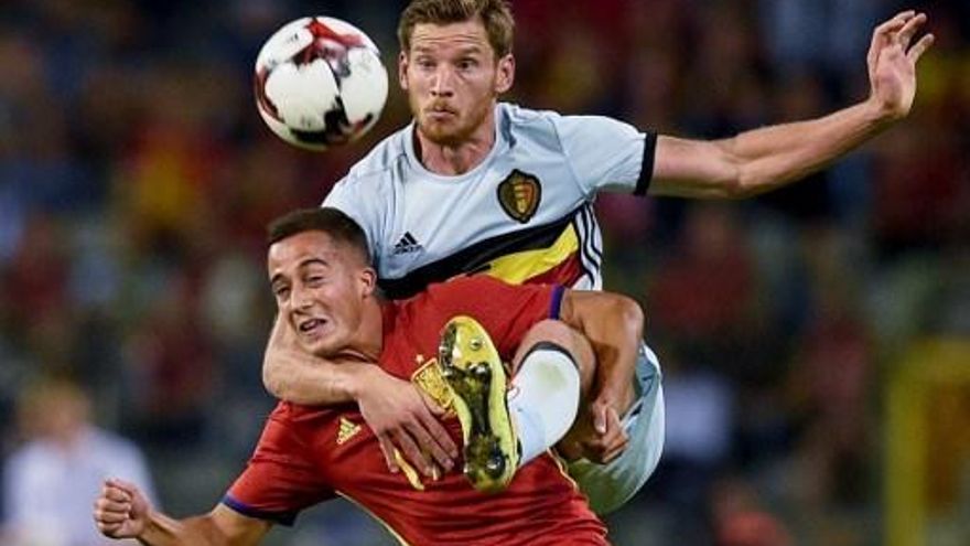 España gana 2-0 a Bélgica en el debut de su nuevo seleccionador Lopetegui.
