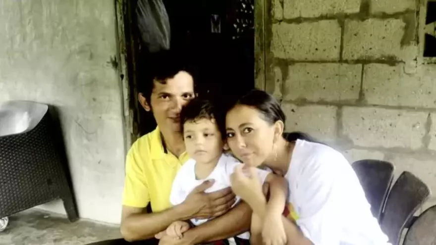César, el niño que baila folclor mientras enfrenta dos enfermedades genéticas raras