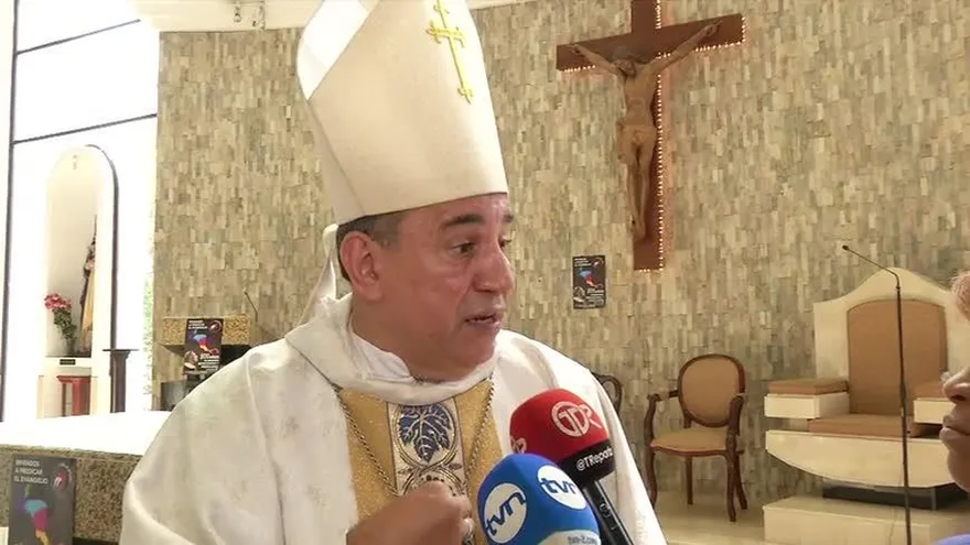 Monseñor Ulloa pide trabajar por la seguridad del país los valores de la familia