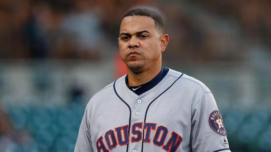 Los Astros promueven al boricua Alex Cintrón a entrenador de bateo