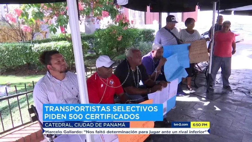 Transportistas y extrabajadores portuarios encabezan protestas en la Presidencia