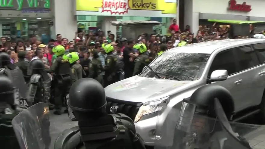 FARC suspende campaña y gobierno asegura garantías electorales