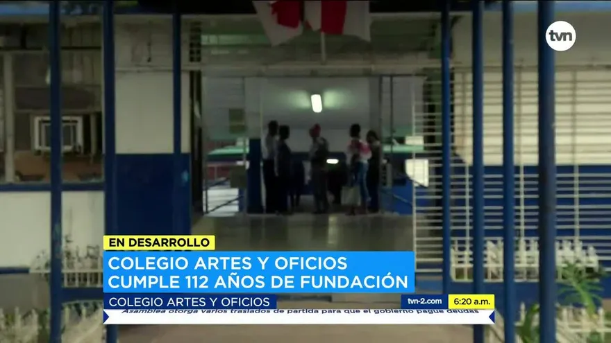 Colegio Artes y Oficios cumple 112 años