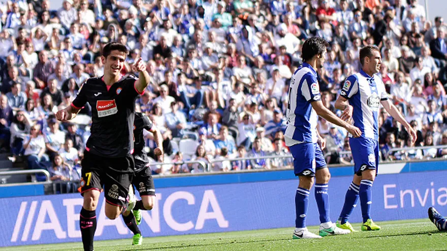 Gerard Moreno (7) anotó uno de los goles del Espanyol ante el Deportivo La Coruña