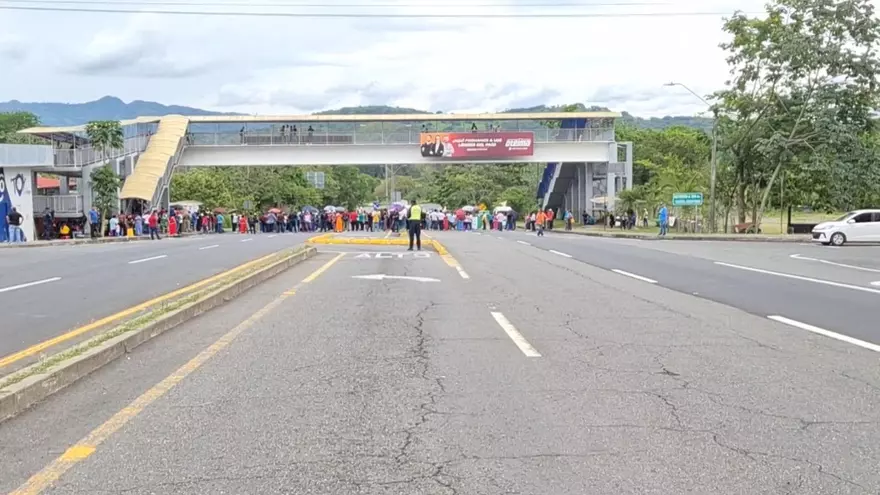 Cierre de calle en San Félix
