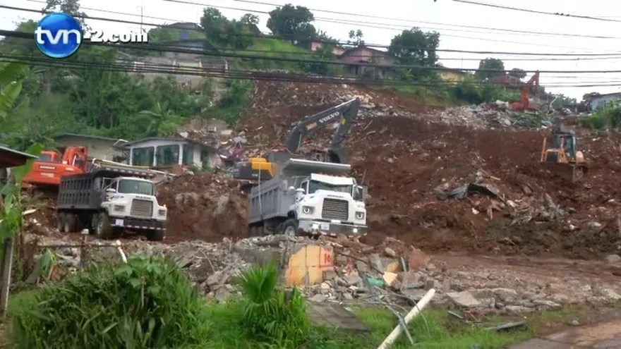 Sigue el desalojo y las demoliciones en Samaria