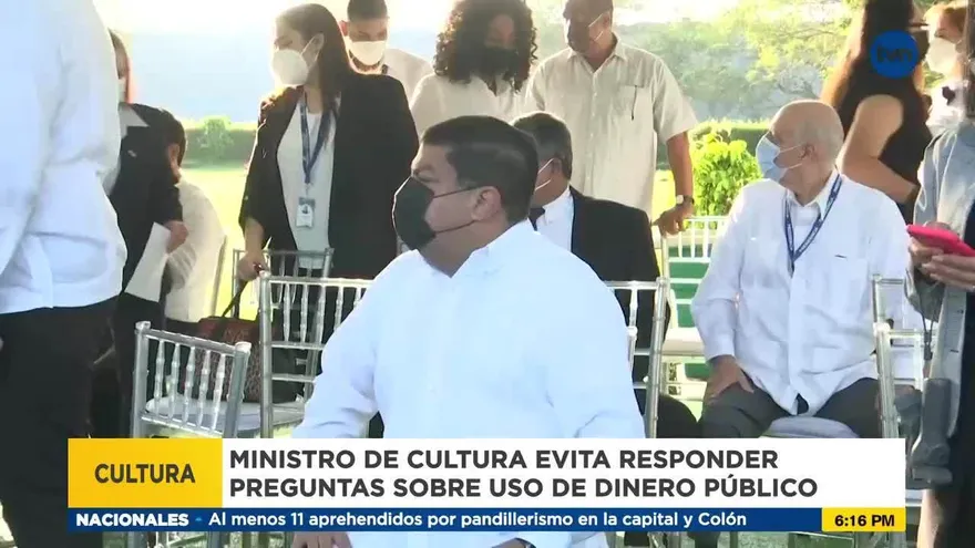 Siguen las críticas por el banquete para el cierre del Pacto del Bicentenario